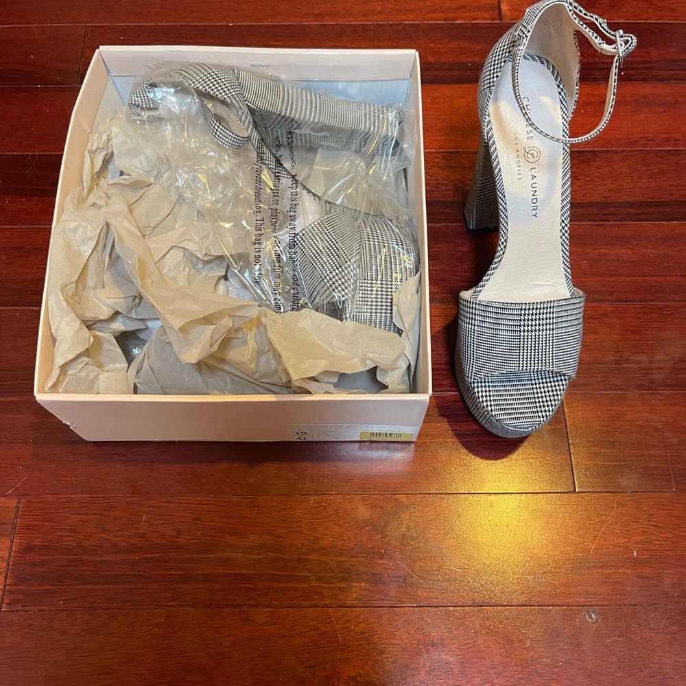Chinese Laundry Houndstooth Platforms
